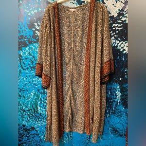 Gorgeous Maurice’s oversize brown floral boho/sun/glamour hippie wrap/cardigan